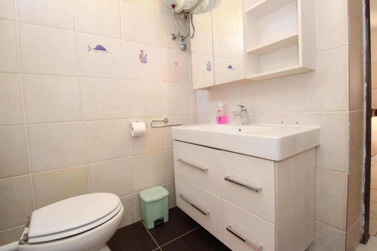 Apartment Marija Kolan Bagian luar foto